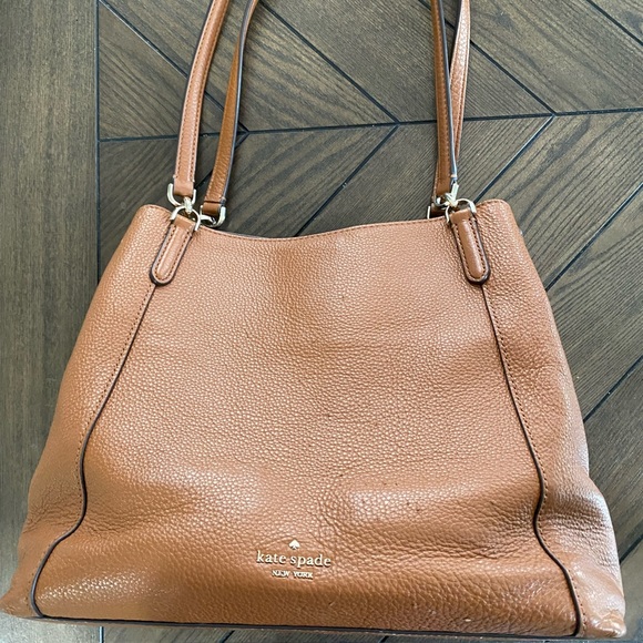 kate spade Handbags - Brown Kate Spade Purse
